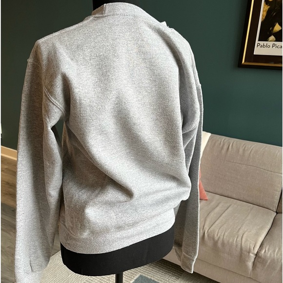 Amsterdam Sweater - Picture 3 of 4